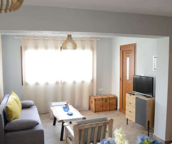 Goddesses Villa 2 In Nies