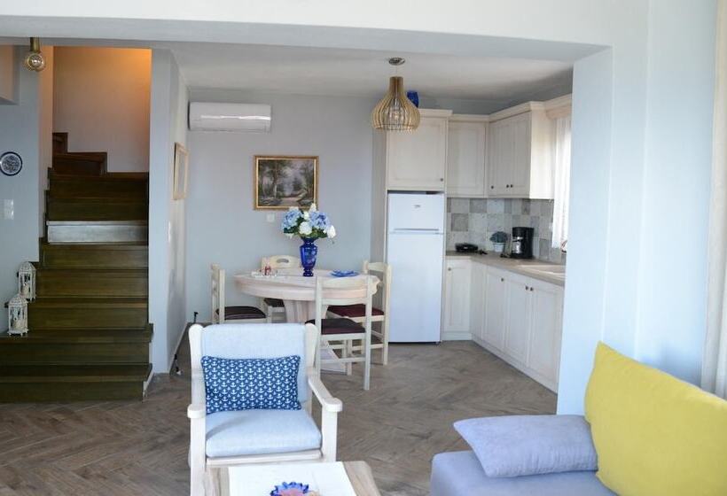 Goddesses Villa 2 In Nies