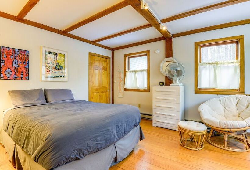 Greenfield Countryside Retreat On 7 Acres!