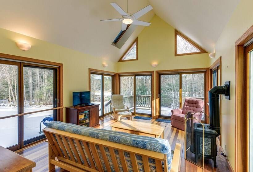 Greenfield Countryside Retreat On 7 Acres!