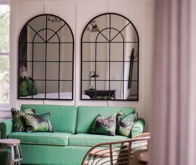 فندق فئة نجمة واحدة Auberge Et Restaurant Mcgowan