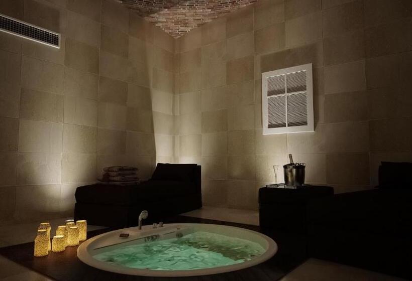 مسافرخانه The Unique