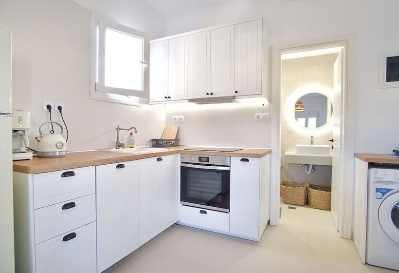 ホテル Asteria Apartments