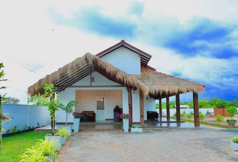 בית מלון כפרי Avonil Resort Yala