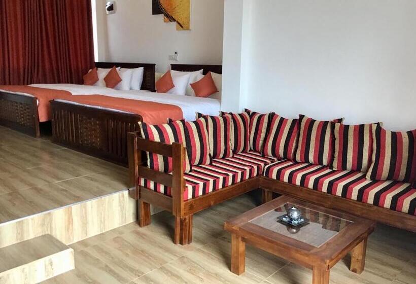 בית מלון כפרי Avonil Resort Yala