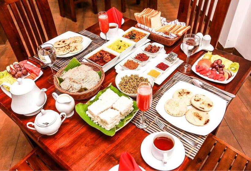 בית מלון כפרי Avonil Resort Yala