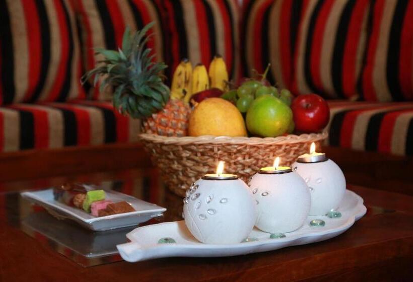 בית מלון כפרי Avonil Resort Yala