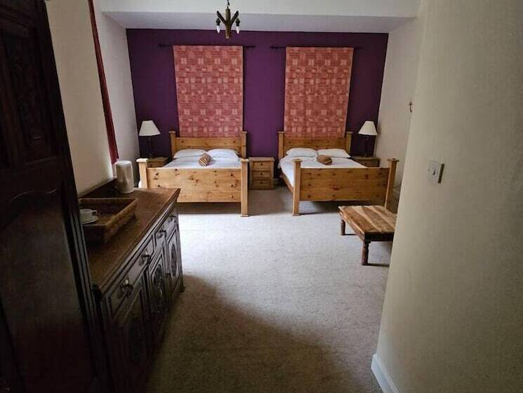 فندق Broomhall Castle