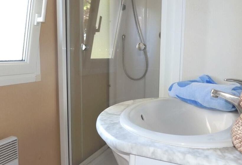 בית מלון כפרי Camping La Bergerie