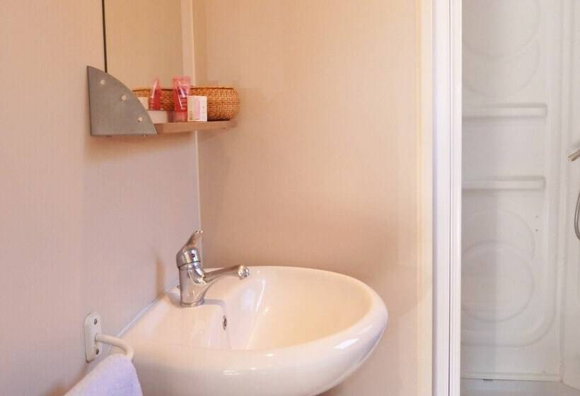 בית מלון כפרי Camping La Bergerie