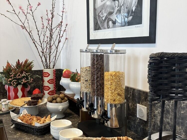 فندق Dali Hôtel Montauban