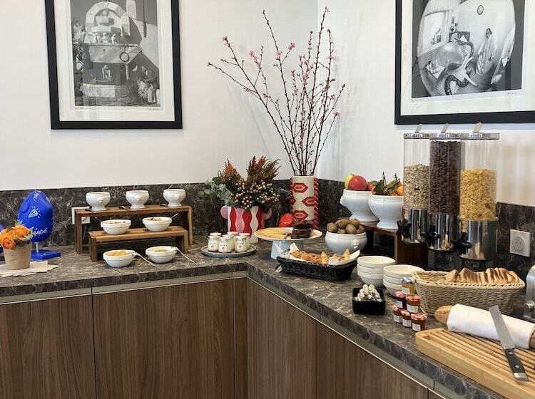 فندق Dali Hôtel Montauban