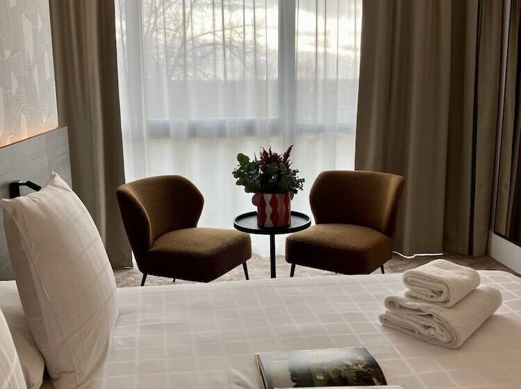 فندق Dali Hôtel Montauban