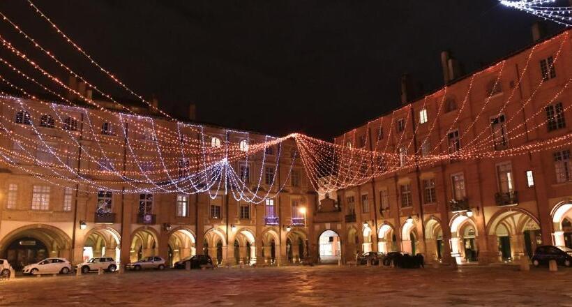 فندق Dali Hôtel Montauban