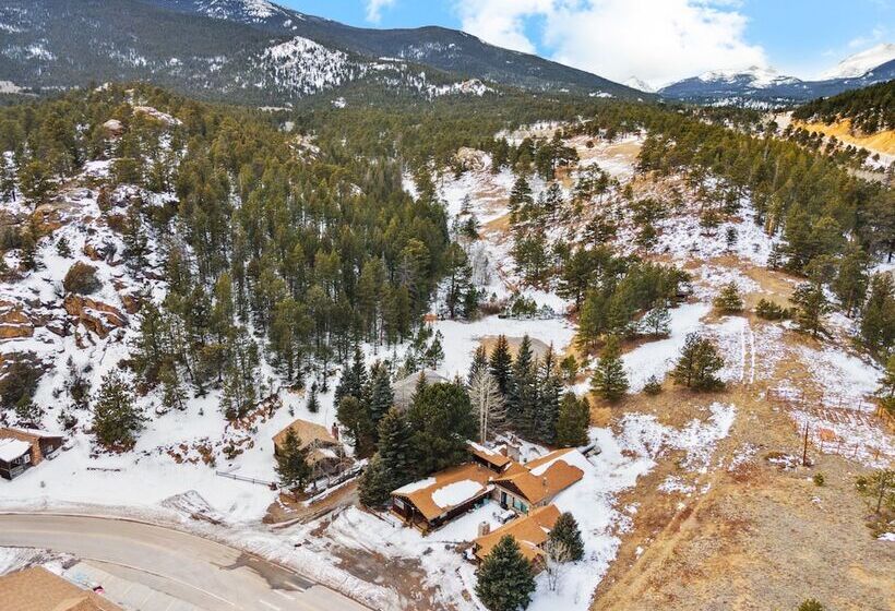 فندق Ferncliff Lodge