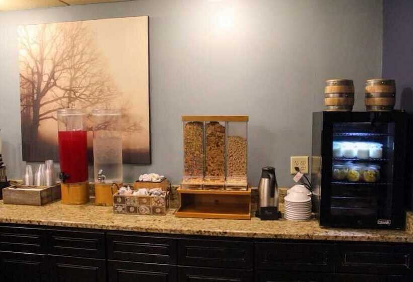 فندق Home Inn Woods