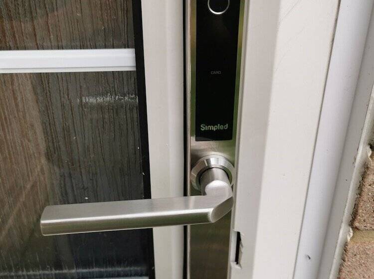 호텔 Impeccable 1 Bed Lodge In Eastleigh