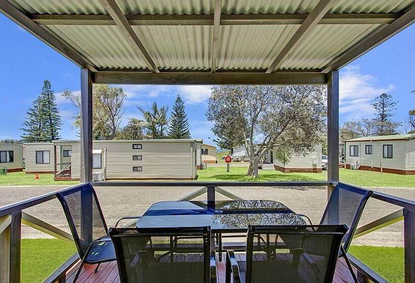 בית מלון כפרי Ingenia Holidays Old Bar Beach