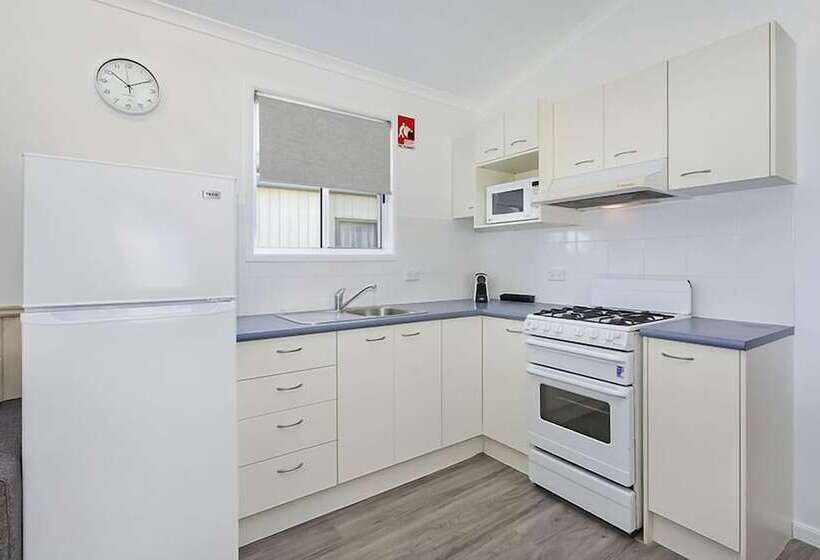 בית מלון כפרי Ingenia Holidays Old Bar Beach