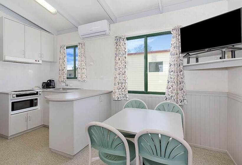 בית מלון כפרי Ingenia Holidays Old Bar Beach