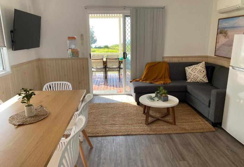 בית מלון כפרי Ingenia Holidays Old Bar Beach