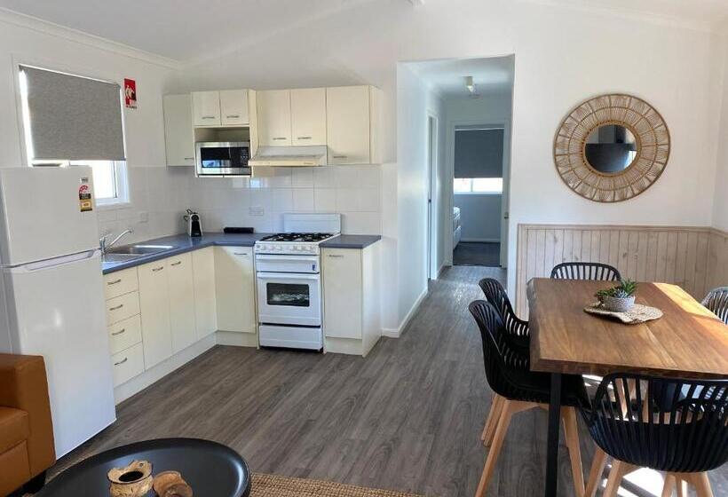 בית מלון כפרי Ingenia Holidays Old Bar Beach