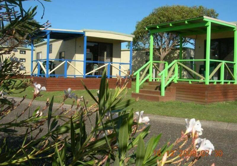 בית מלון כפרי Ingenia Holidays Old Bar Beach