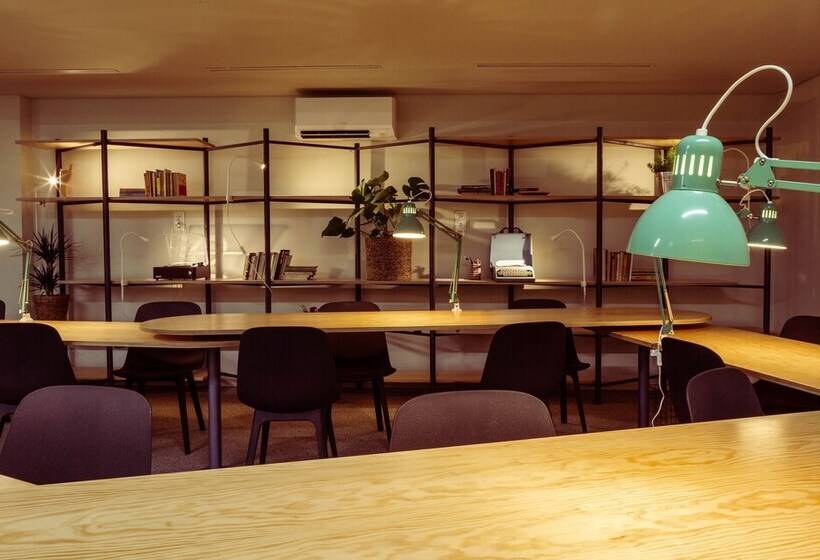 Отель Micampus Covilhã