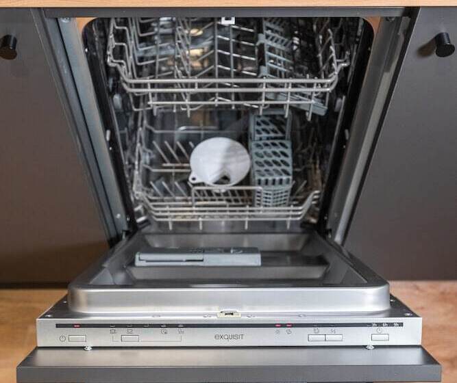 هتل The Base Munich