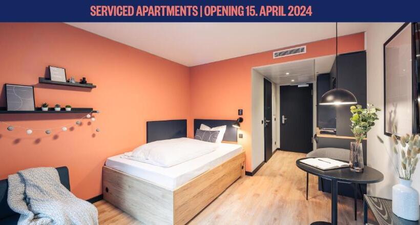 هتل The Base Munich