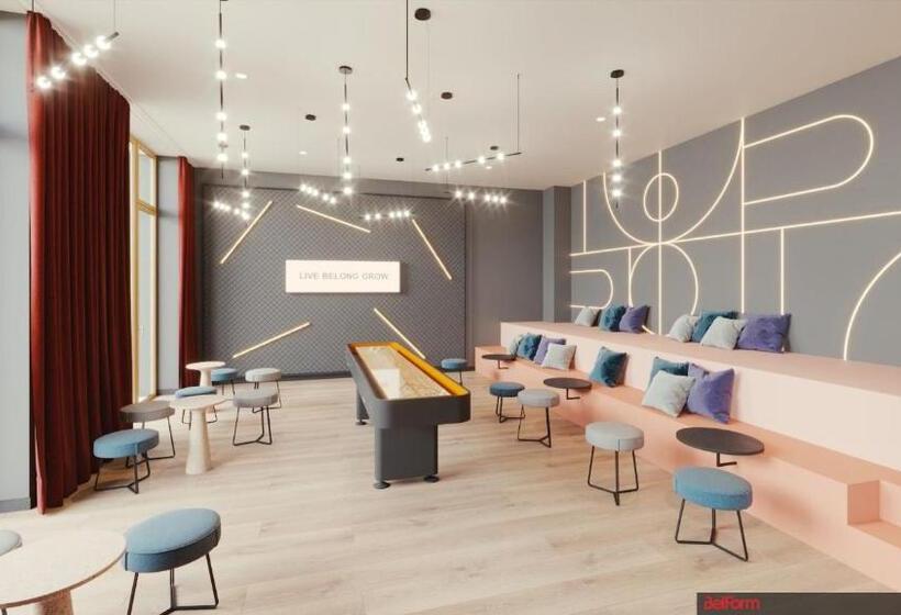 هتل The Base Munich