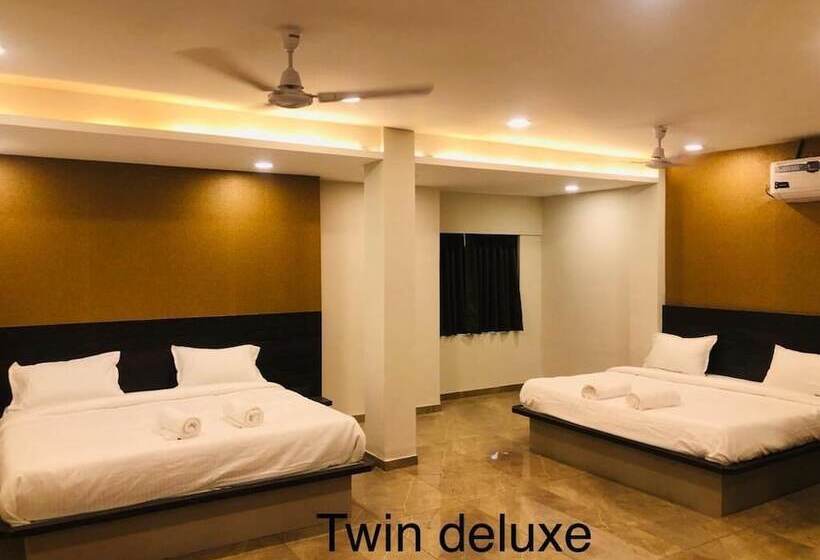 Hotel The Grand Unity