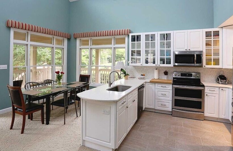 ホテル The Inn At Governors Club