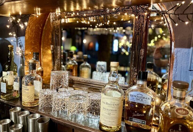 ホテル The Ley Arms