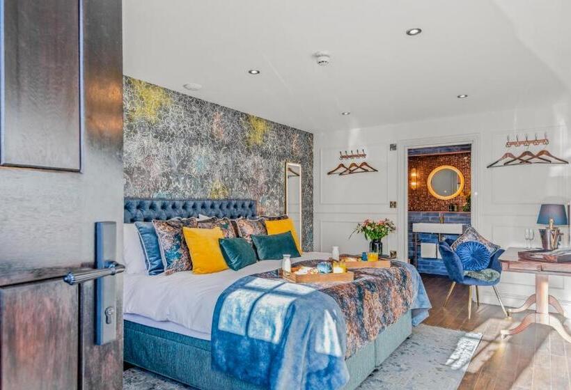 ホテル The Ley Arms