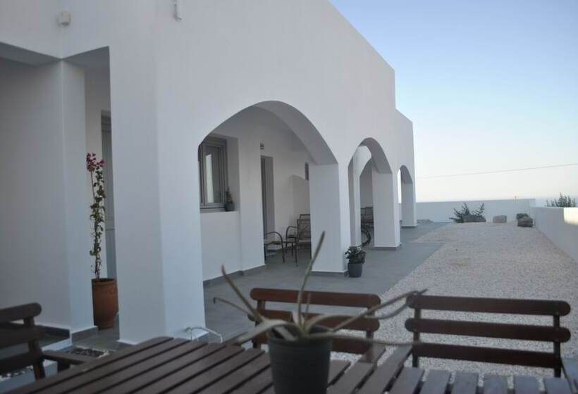 Отель The Vine Suites