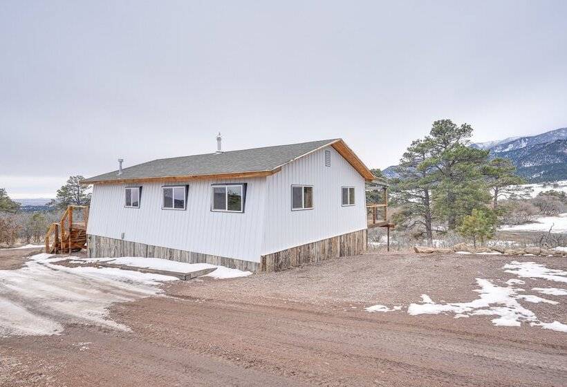 Idyllic Rye Cabin: Deck W/ Mountain Views!