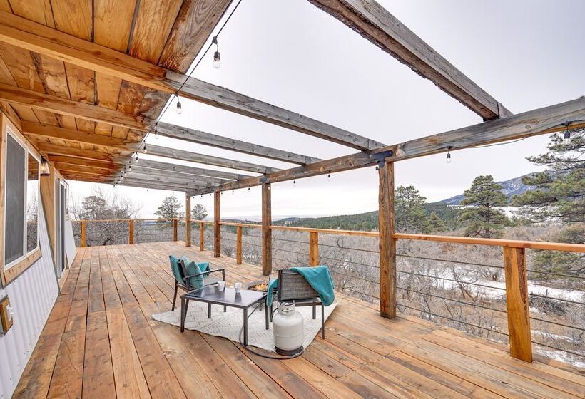 Idyllic Rye Cabin: Deck W/ Mountain Views!