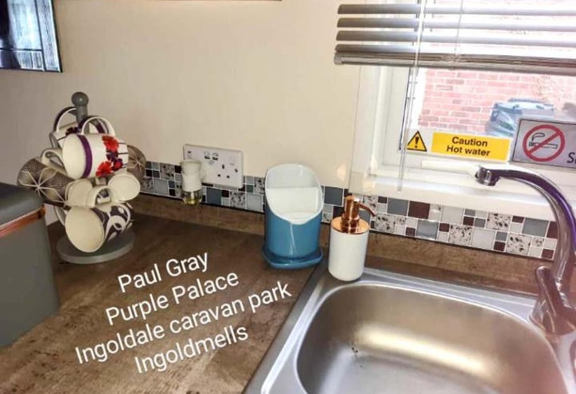 Inviting Beautiful 3 Bed Caravan In Ingoldmells