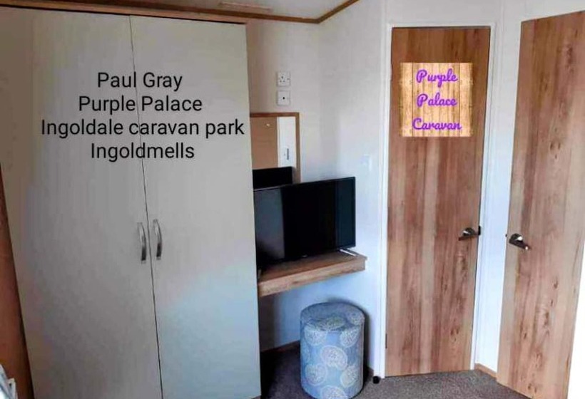 Inviting Beautiful 3 Bed Caravan In Ingoldmells