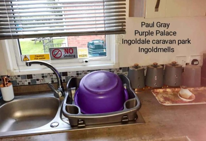 Inviting Beautiful 3 Bed Caravan In Ingoldmells