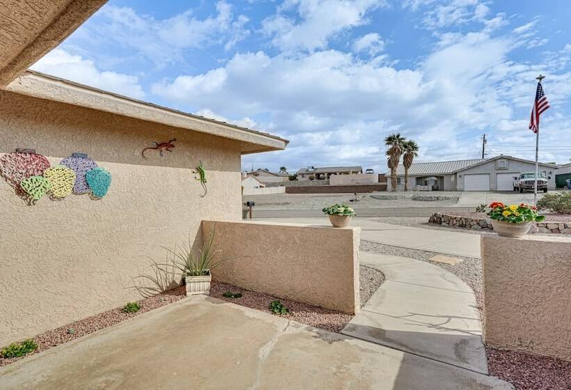 Lake Havasu Home W/ Covered Patio, Grill & Views!