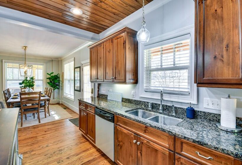 Lakefront Jacksons Gap Retreat W/ Grill & Dock!