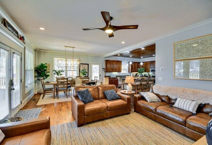 Lakefront Jacksons Gap Retreat W/ Grill & Dock!