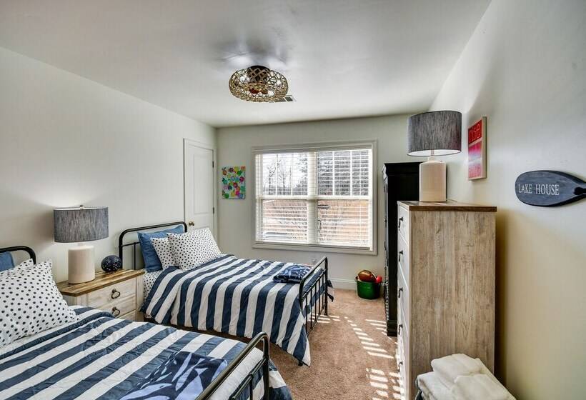 Lakefront Jacksons Gap Retreat W/ Grill & Dock!