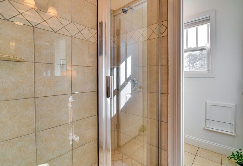 Lakefront Jacksons Gap Retreat W/ Grill & Dock!