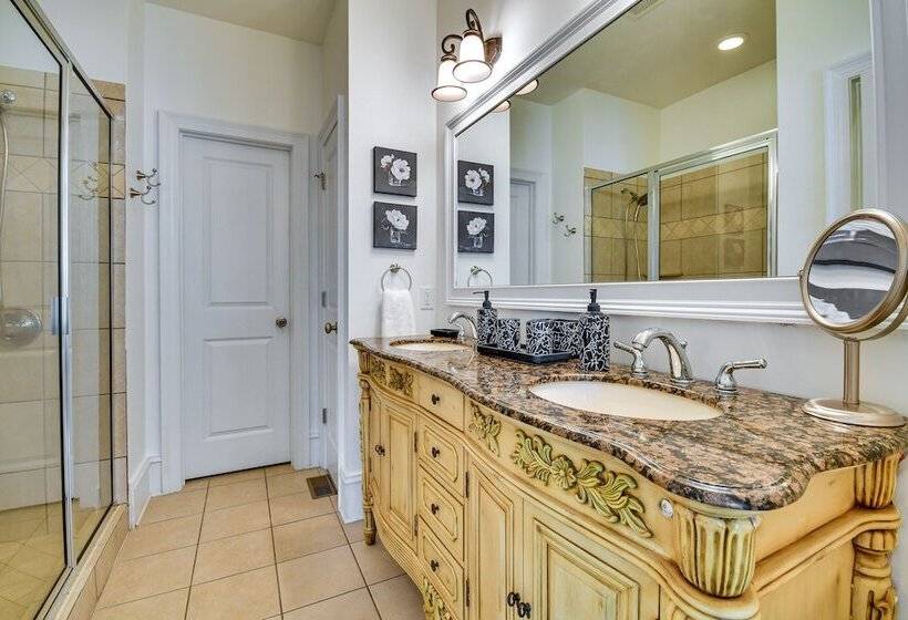 Lakefront Jacksons Gap Retreat W/ Grill & Dock!