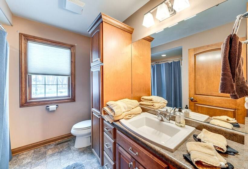 Lakefront Waterford Home W/ Game Room & Grills!