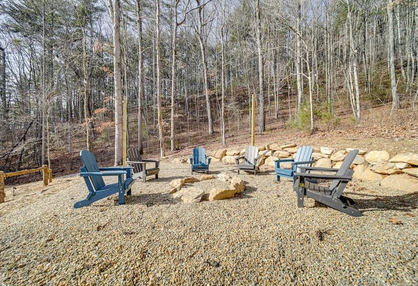 Lakeside Cashiers Cabin W/ Private Boat Dock!