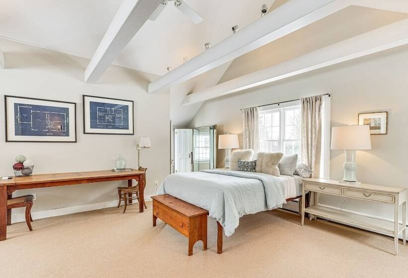 Litchfield County Historic Estate: 10 Acres + Pool